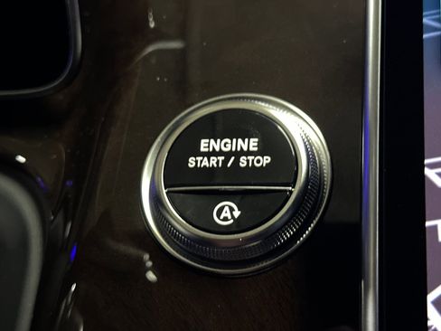 New 2026 Mercedes-Benz Maybach S 580 4MATIC image 17