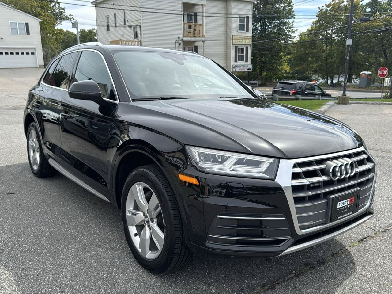 Used 2018 Audi Q5 2.0T Premium Plus w/ Premium Plus Package AWD/4WD image 6