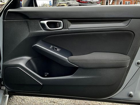 Certified 2025 Honda Civic Sport image 18