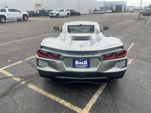 Used 2024 Chevrolet Corvette Stingray Premium Conv RWD image 5