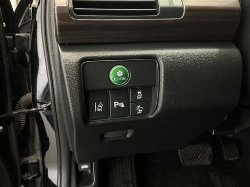 Used 2016 Honda Accord Touring image 18