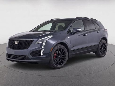 Used 2022 Cadillac XT5 Sportv w/ LPO, ONYX Package AWD/4WD image 2