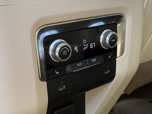 Used 2021 GMC Yukon Denali AWD/4WD image 29