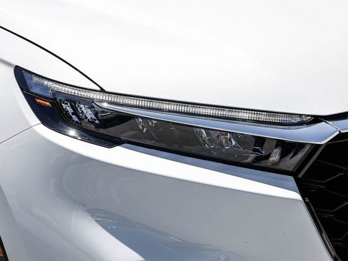 Used 2026 Honda CR-V EX image 7