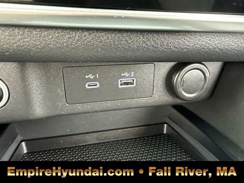 Used 2021 Nissan Rogue S image 30