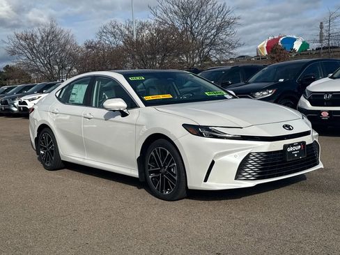 New 2026 Toyota Camry XLE AWD/4WD image 9