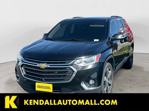 Used 2020 Chevrolet Traverse LT w/ LT Premium Package AWD/4WD image 1