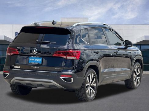 Used 2022 Volkswagen Taos SE AWD/4WD image 32