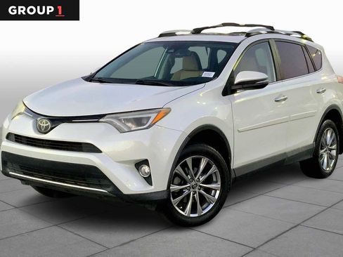 Used 2016 Toyota RAV4 Limited image 1