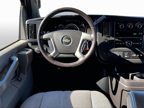 Used 2017 Chevrolet Express 2500 LS image 5