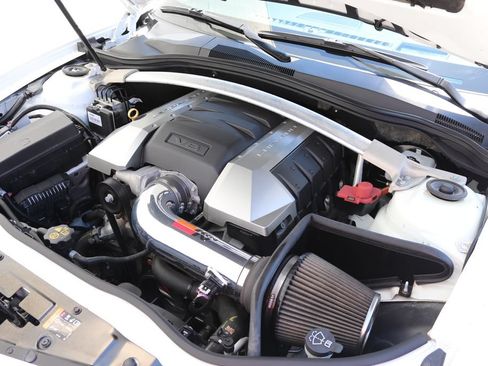 Used 2012 Chevrolet Camaro SS RWD image 34
