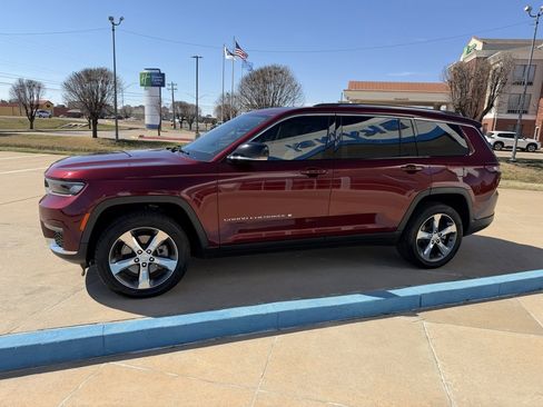Used 2021 Jeep Grand Cherokee L Limited w/ Trailer Tow Group (B) image 4