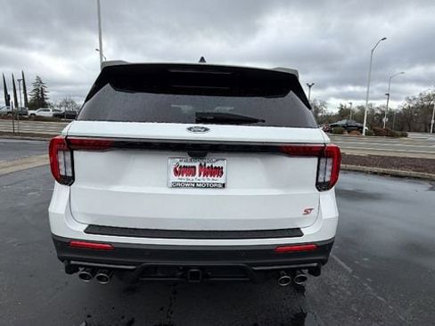 New 2026 Ford Explorer ST w/ Sun And Sound Package image 5