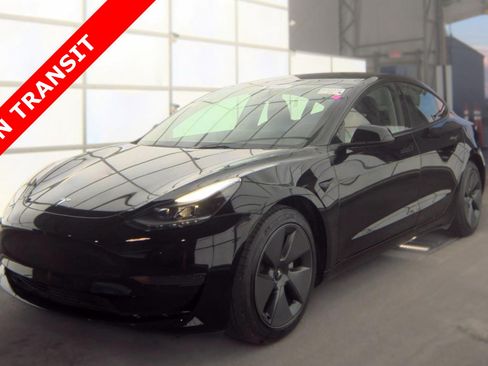 Used 2023 Tesla Model 3 Standard Range RWD image 1