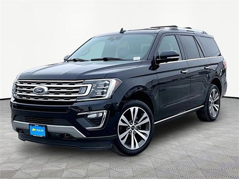 Used 2021 Ford Expedition Limited image 3
