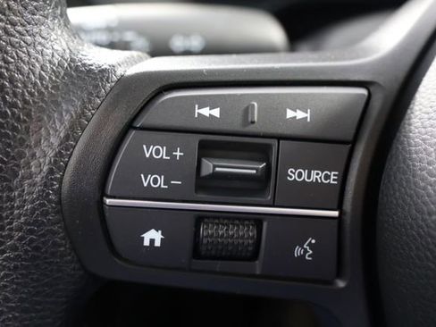 Certified 2025 Honda HR-V LX image 11