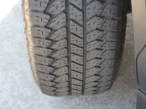 Used 2022 GMC Sierra 1500 SLT image 11