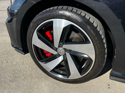 Used 2021 Volkswagen GTI S image 12