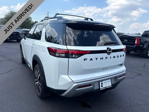 Certified 2025 Nissan Pathfinder Platinum AWD/4WD image 7