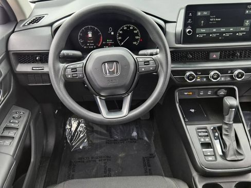 Used 2026 Honda CR-V LX image 12