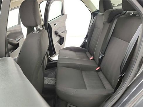 Used 2017 Ford Focus SE image 25