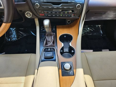 Used 2018 Lexus RX 350 FWD w/ Premium Package image 29