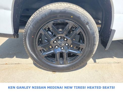 Used 2023 Chevrolet Silverado 1500 RST w/ Protection Package AWD/4WD image 22