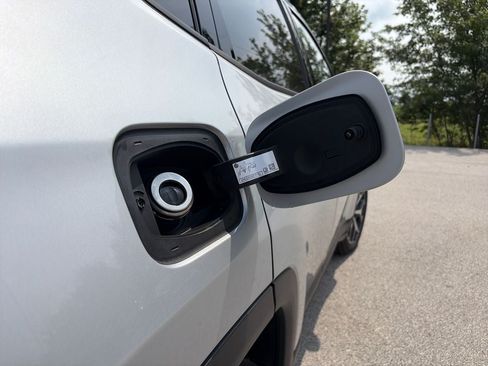New 2026 Jeep Compass Limited AWD/4WD image 16