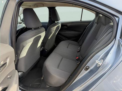Used 2023 Toyota Corolla LE FWD image 5