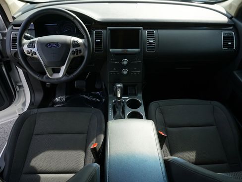 Used 2019 Ford Flex SEL image 17