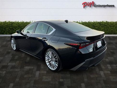 Used 2025 Lexus IS 300 w/ Premium Package image 3
