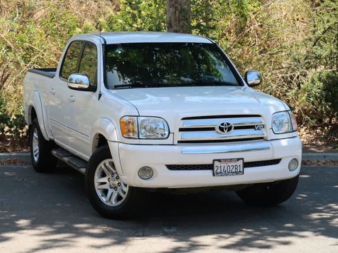 Used 2006 Toyota Tundra SR5 RWD image 2