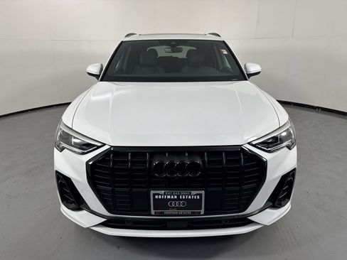 Used 2022 Audi Q3 2.0T Premium Plus w/ Premium Plus Package AWD/4WD image 3