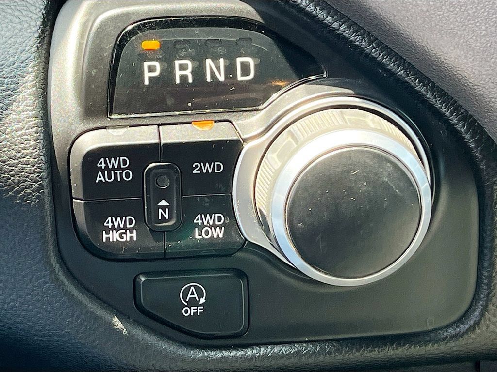 Used 2023 RAM 1500 Lone Star AWD/4WD image 17