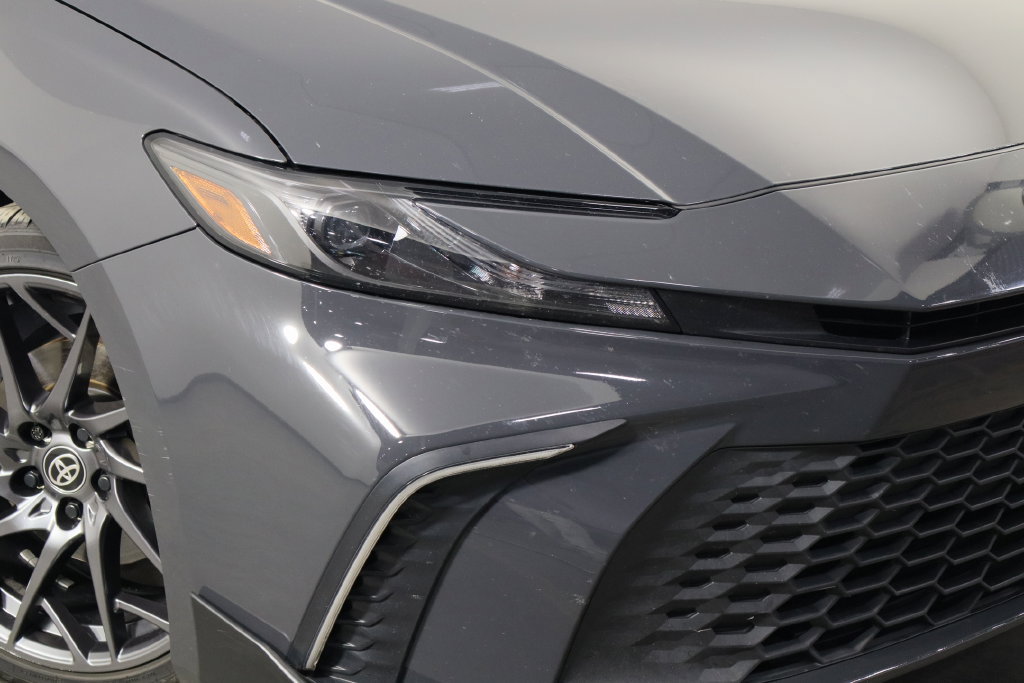 Used 2025 Toyota Camry SE w/ Convenience Package FWD image 41