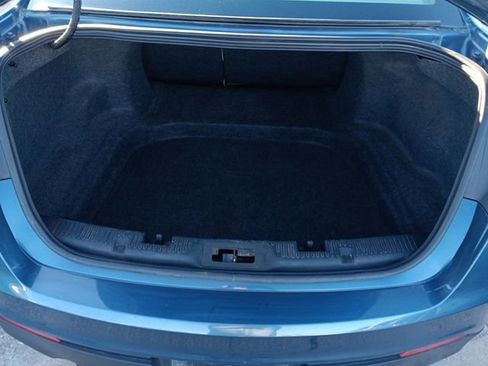 Used 2019 Ford Taurus SE image 31