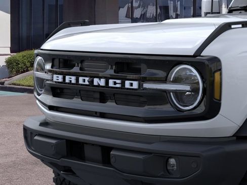 New 2026 Ford Bronco Outer Banks w/ Sasquatch Package AWD/4WD image 19
