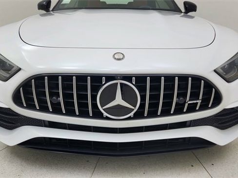 Used 2025 Mercedes-Benz SL 43 AMG w/ Driver Assistance Package image 9