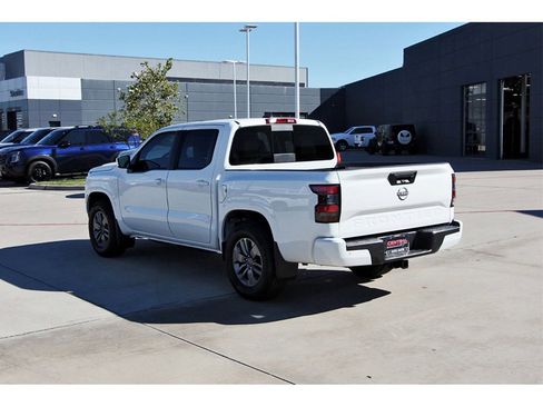 New 2026 Nissan Frontier SV w/ SV Convenience Package image 3