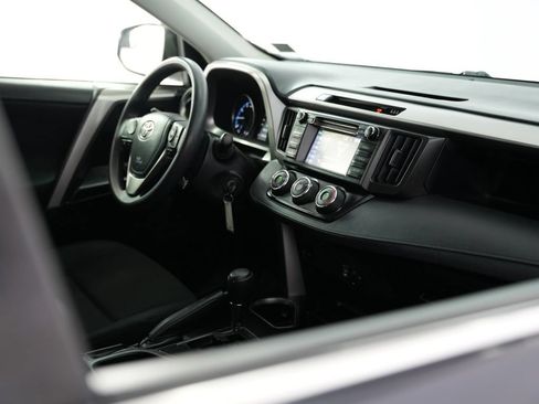 Used 2018 Toyota RAV4 LE w/ All Weather Liner Package AWD/4WD image 45