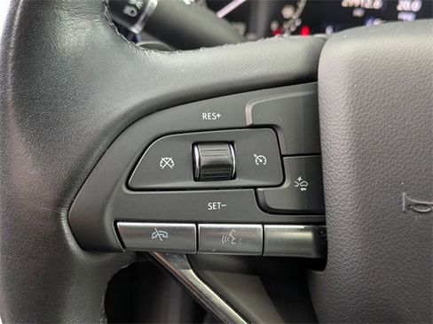 Used 2023 Cadillac XT6 Luxury image 19