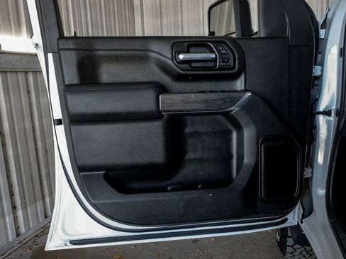 Used 2022 Chevrolet Silverado 2500 LTZ w/ Safety Package image 44