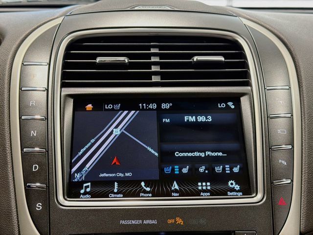 Used 2018 Lincoln MKX Reserve AWD/4WD image 14