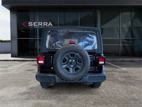 Used 2023 Jeep Wrangler Sport image 3