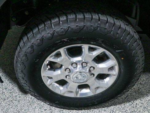 Used 2022 RAM 2500 Laramie w/ Protection Group AWD/4WD image 11