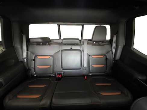 Used 2019 GMC Sierra 1500 AT4 w/ AT4 Premium Package image 18