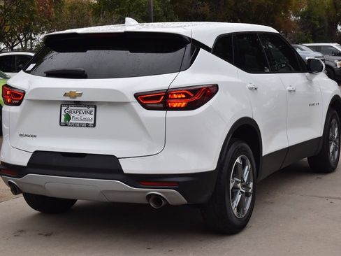 Used 2023 Chevrolet Blazer LT w/ Driver Confidence Package image 8