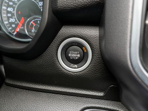 Used 2023 RAM 1500 Big Horn image 24