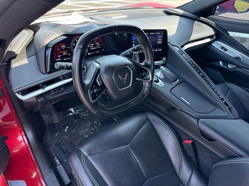 Used 2021 Chevrolet Corvette Stingray Preferred Cpe w/ Z51 Performance Package RWD image 9