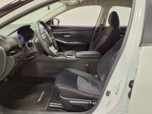 Used 2025 Nissan Sentra SR w/ Midnight Edition FWD image 23